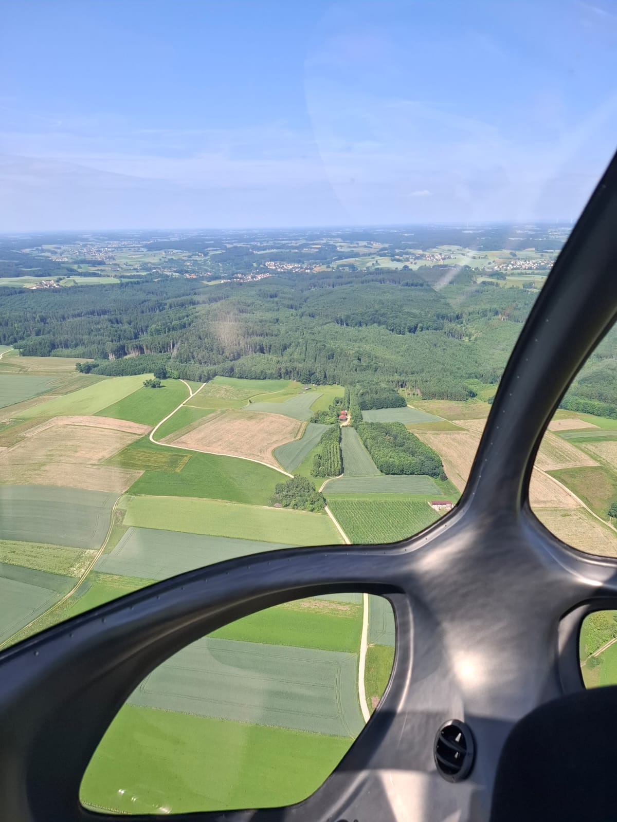 Passagierblick aus dem HC-02 über Deutschland