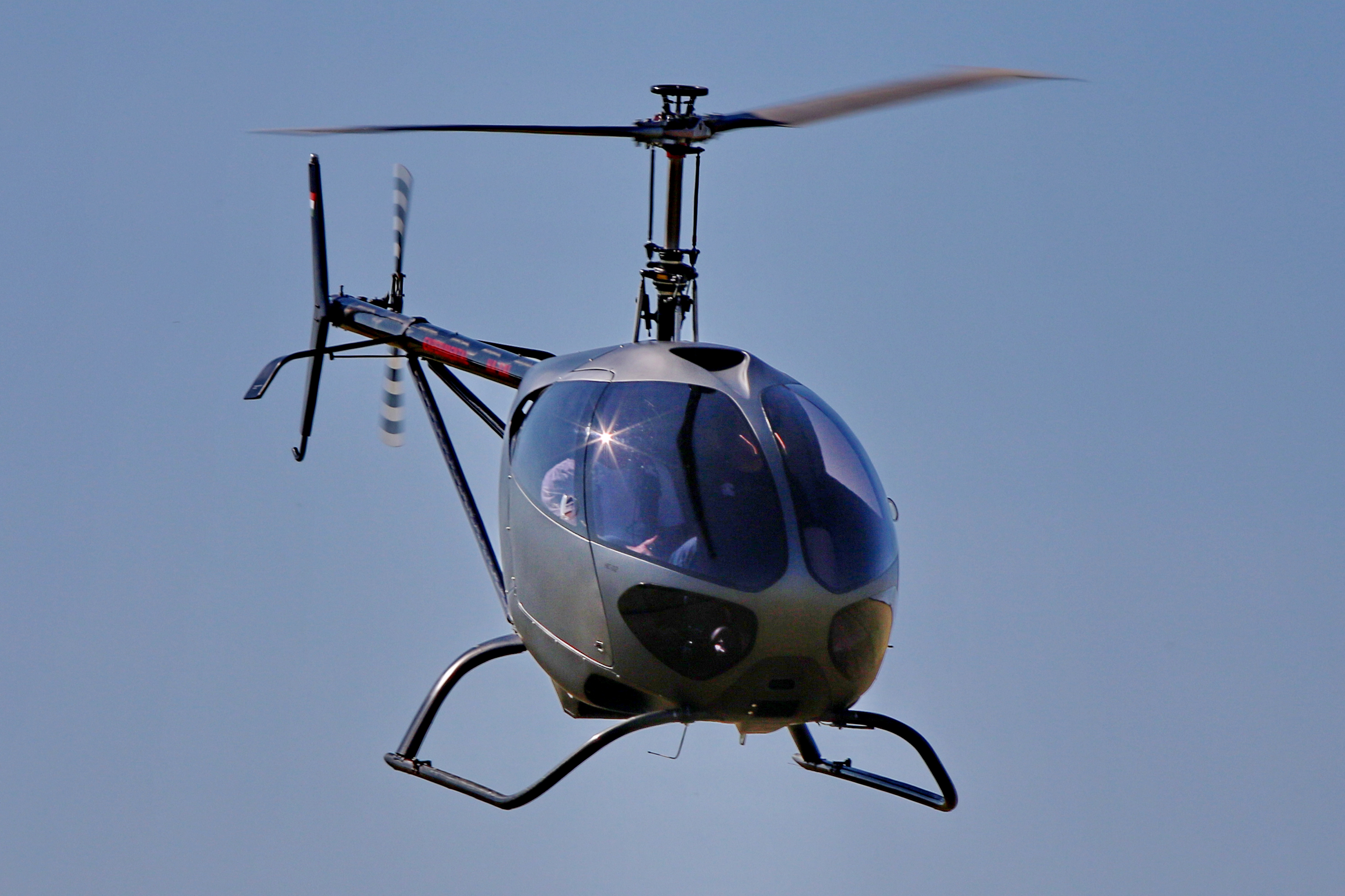 HC-02 frontal im Flug